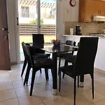 Villa Lola