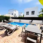 Nissini Wana Luxury Villa
