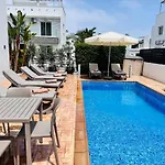 Nissini Wana Luxury Villa