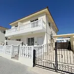 Nissi Beach Golden Villas