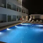 Mare Napa Annex