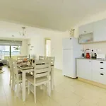 Nissi Martha Apartment
