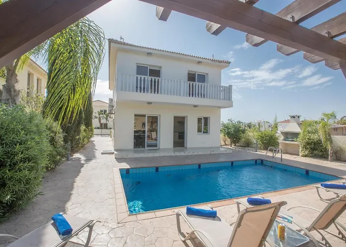 Hara Nissi Villas