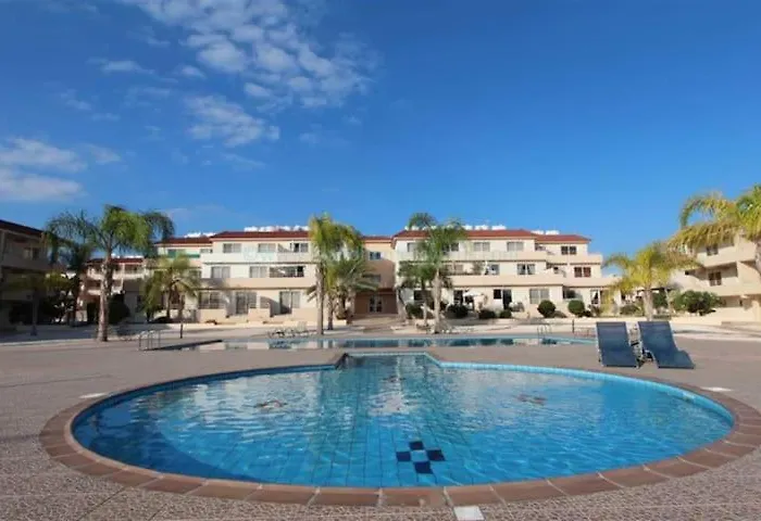 Nissi 3 Pool Access Garden Apartment