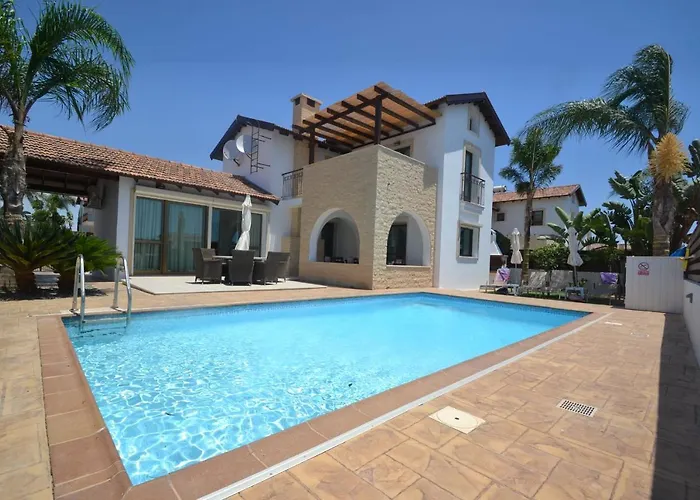 Narcissos Villa Thekla