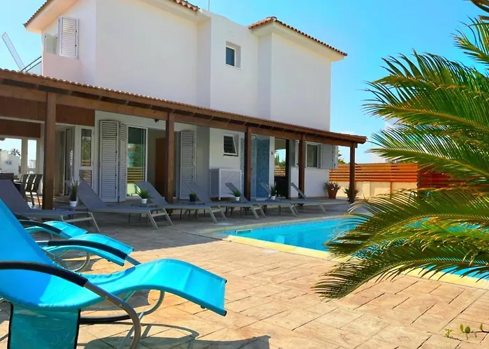 Tarracotta Villa 4 Bedroom, Near Ayia Napa