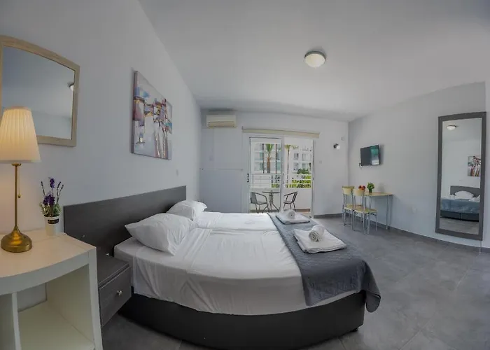 Nissi Avenue Studio