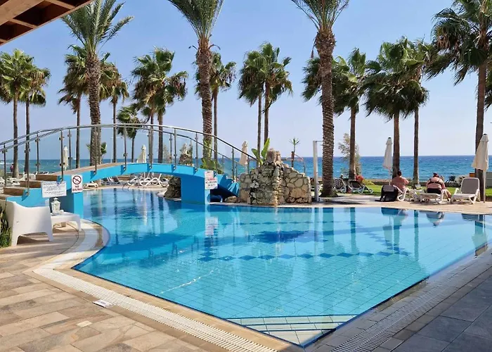 Simos Magic Beach Hotel Apts