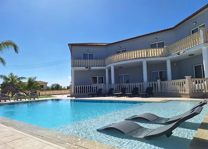 Grand Villa Lynn Seaview Ayia Napa
