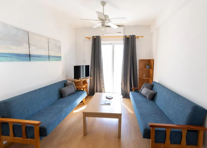 Downtown Apartment - Ayia Napa