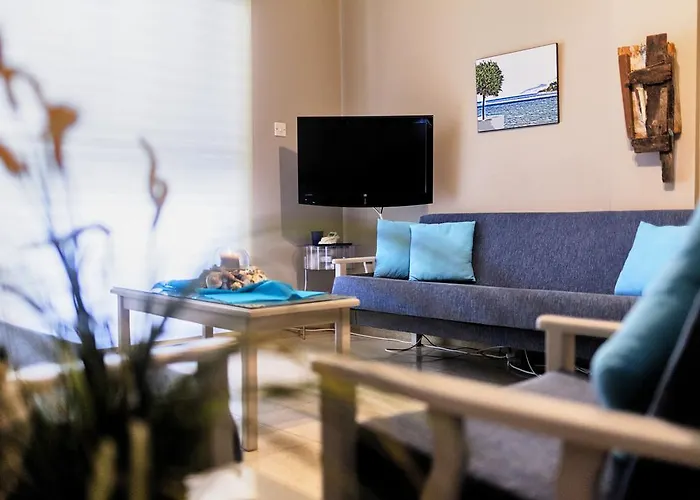 Annita Court Block B, Apt6