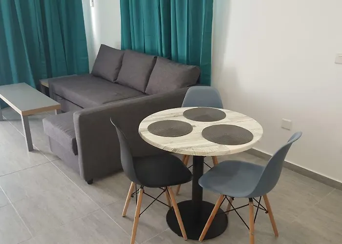 Manoli Apartments
