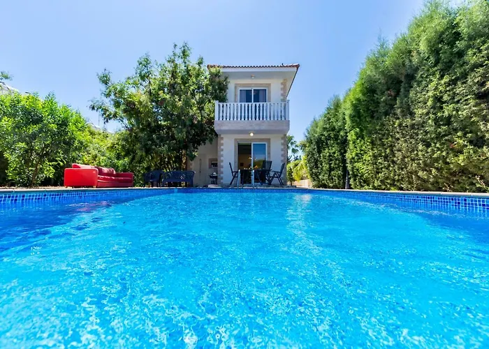 Villa Oposite Nissi Beach 100 Meters