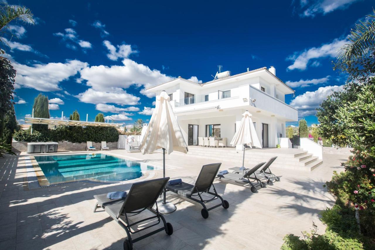 Villa Andriana *