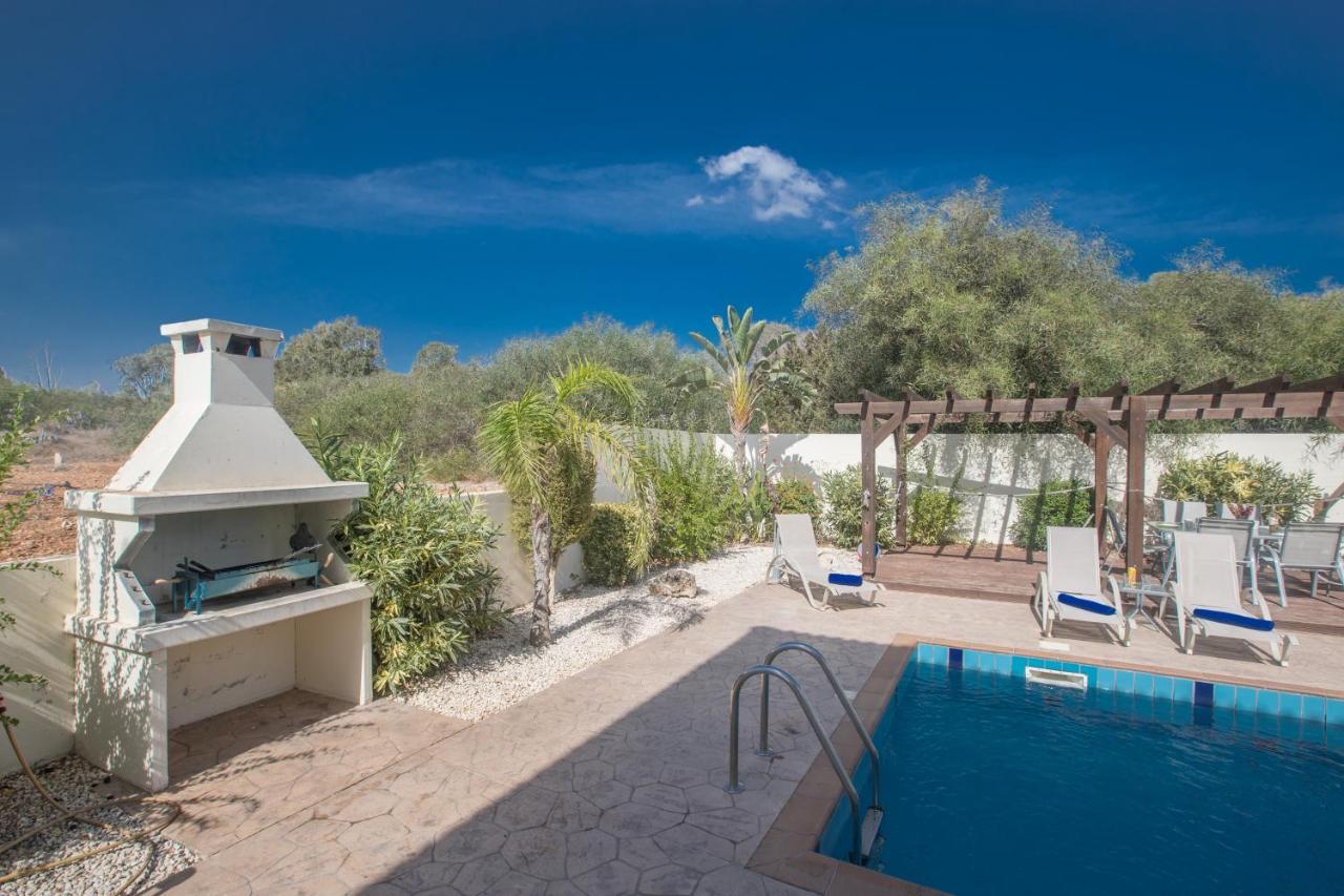 Pousada Hara Nissi Villas *