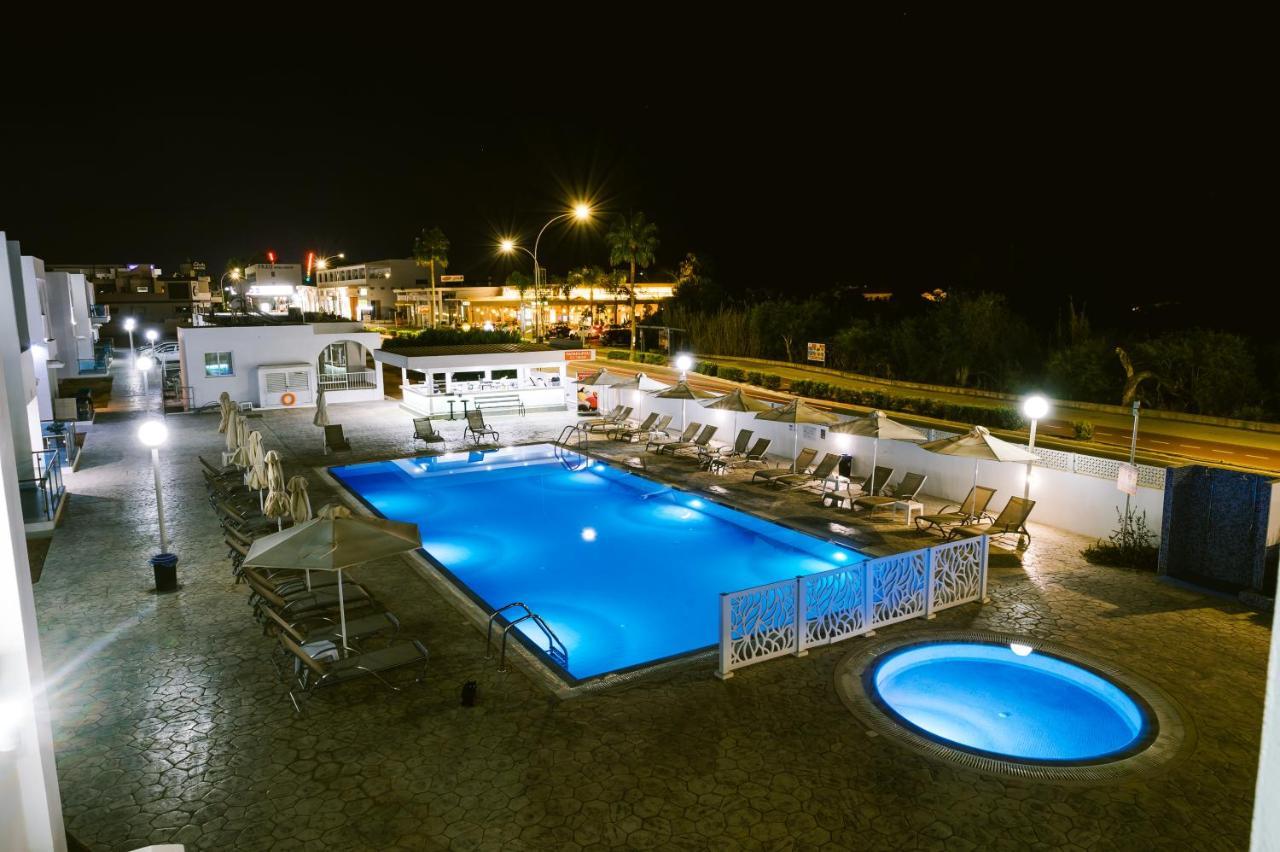 Kaos Aparthotel Agia Napa