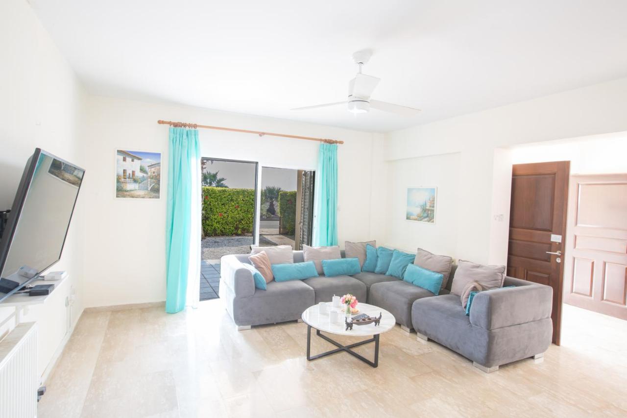 Papaya Royal Villa Ayia Napa