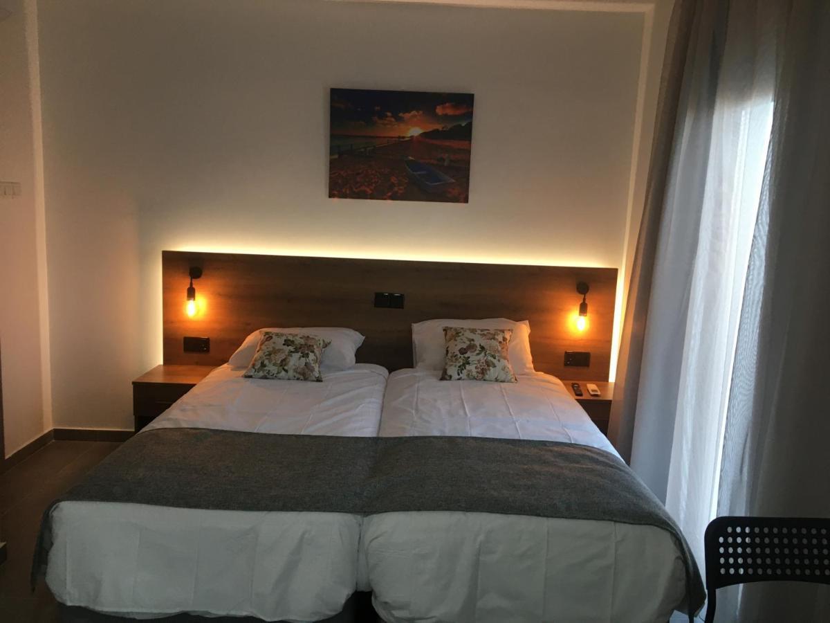 Ellenapa Apts & Apartment