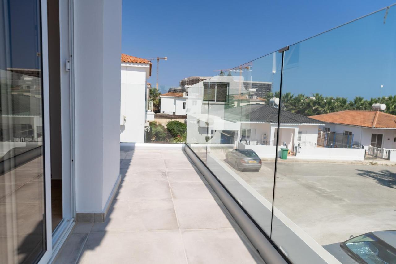 Agia Thekla Ekaterina 4 Bdrm Villa Agia Napa