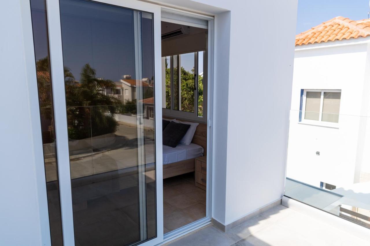 Agia Thekla Ekaterina 4 Bdrm Villa