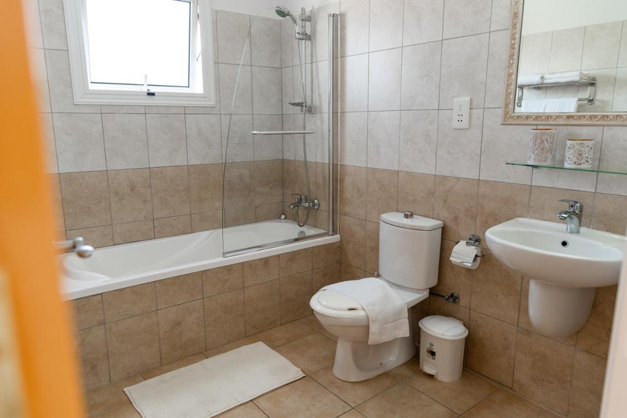 Agia Thekla Ekaterina 4 Bdrm