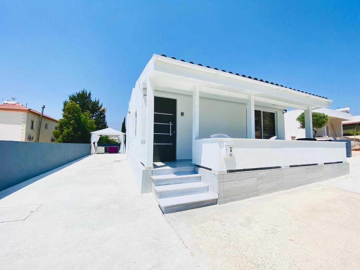 Sandy Bay Villa