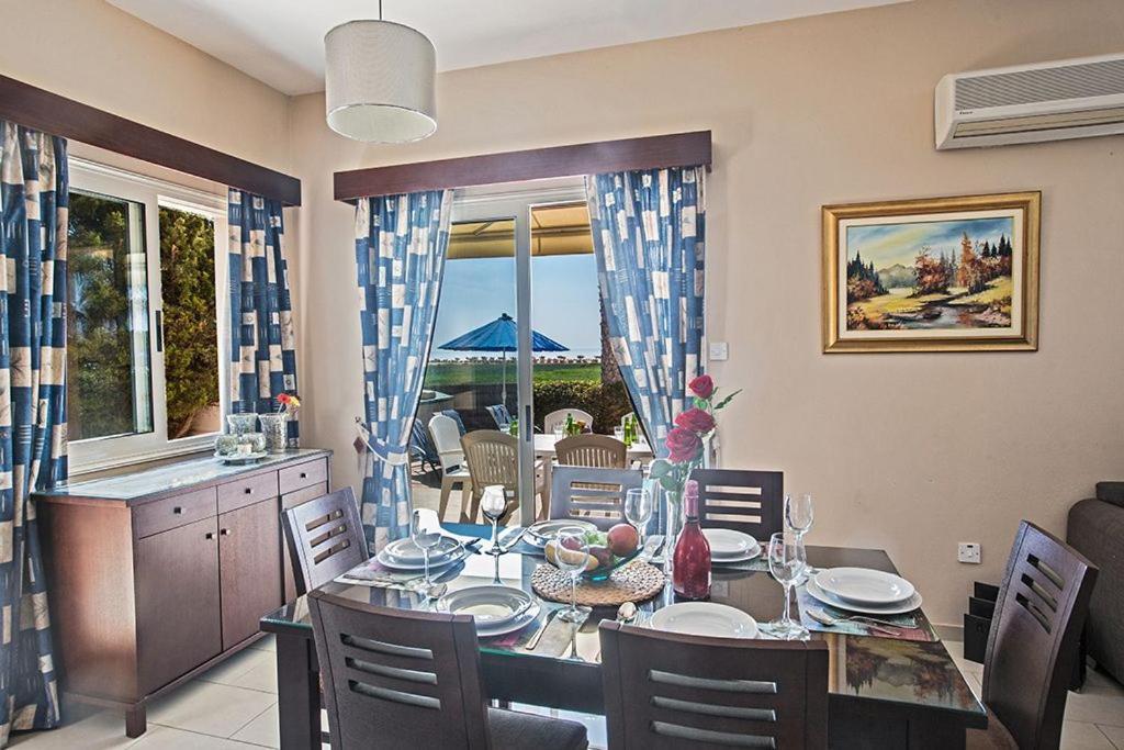Villa Aspro Enas - Stunning 3 Bedroom Ayia Thekla With Private Pool And Sea Views *