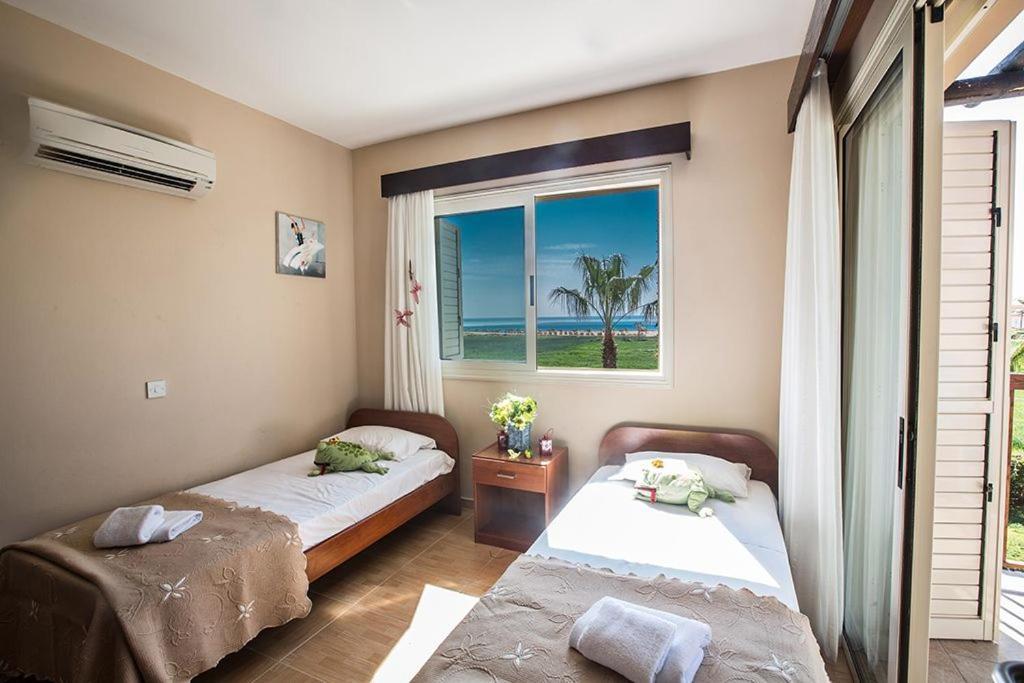 Aspro Enas - Stunning 3 Bedroom Ayia Thekla With Private Pool And Sea Views Villa *