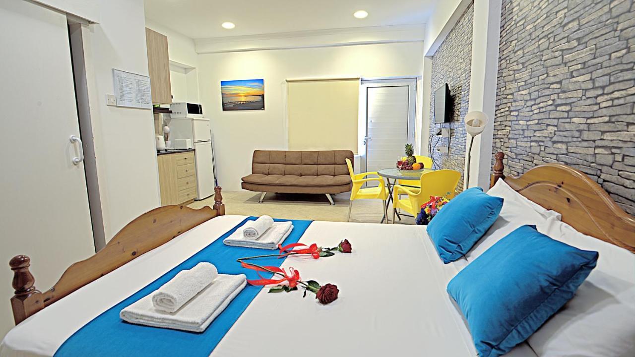 Pieris Apartment *