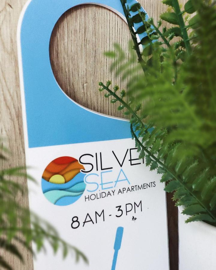 Silver Sea Holiday *