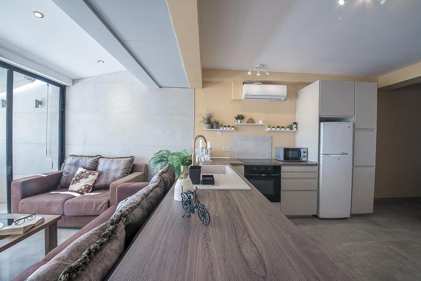 Apartment Peach Seaview 3 Bedroom *