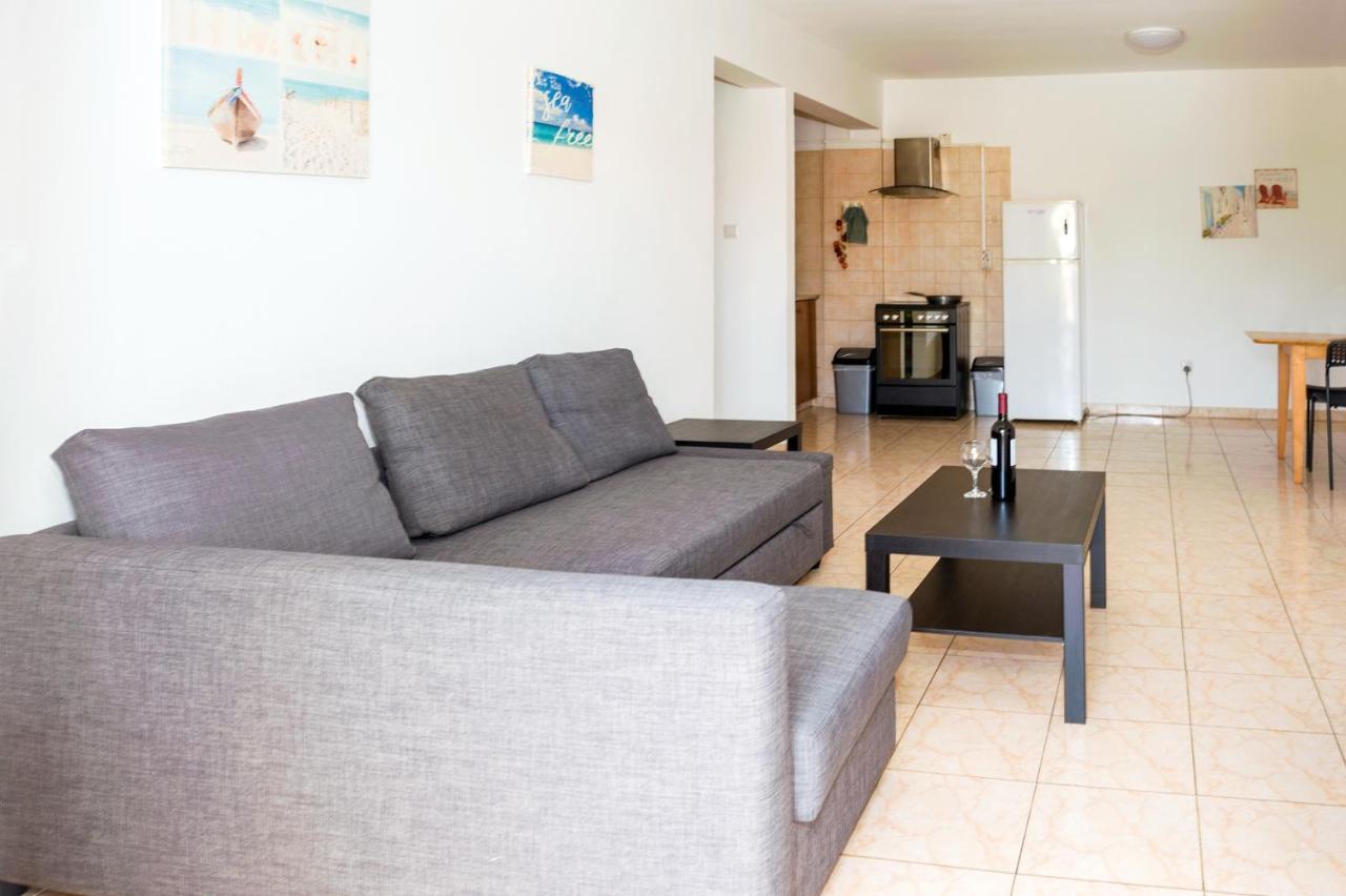 Mynapa Apartment *