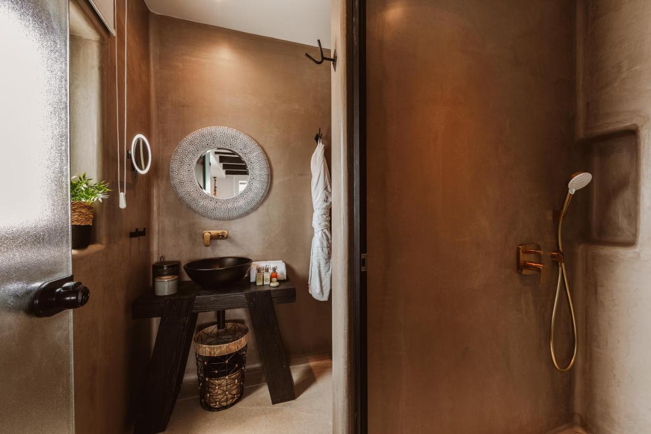 Kaliva - Adults Only 5*