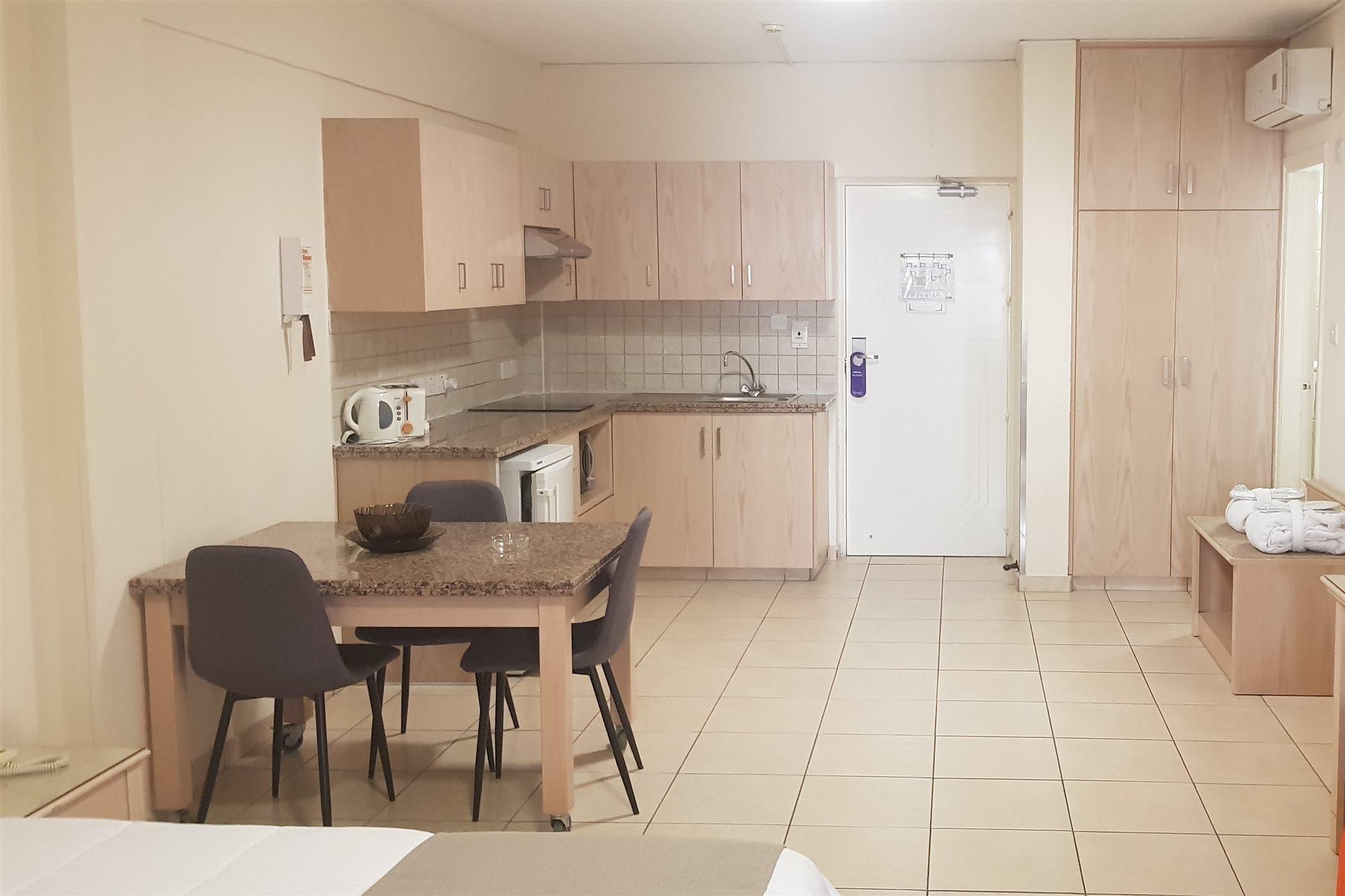 Senator - Adults Only Aparthotel 3*