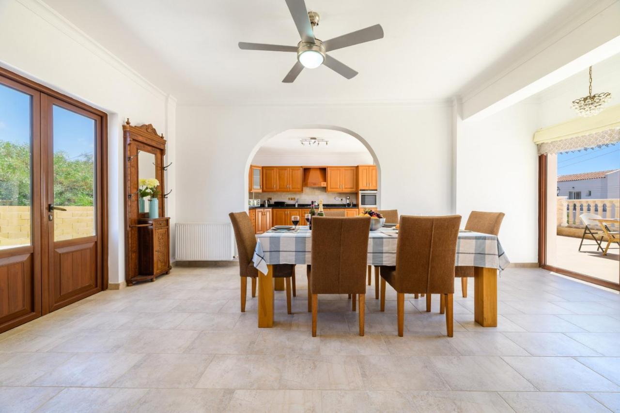 Mersinia Heights Villa