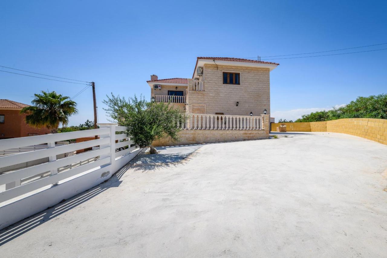 Mersinia Heights Villa