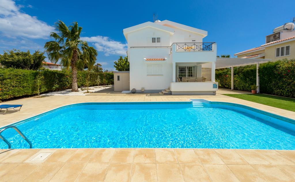Merab Center Villa Ayia Napa