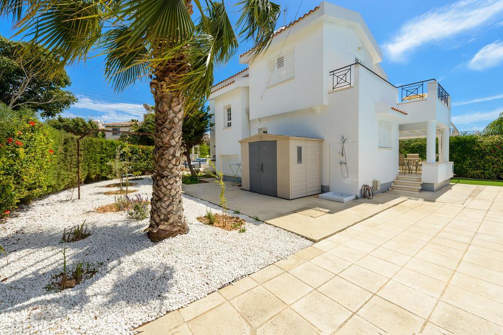 Merab Center Ayia Napa