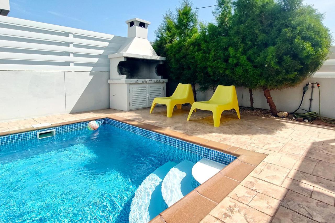 Nissini Shell, 3 Bedroom With Private Pool At Nissi Villa *