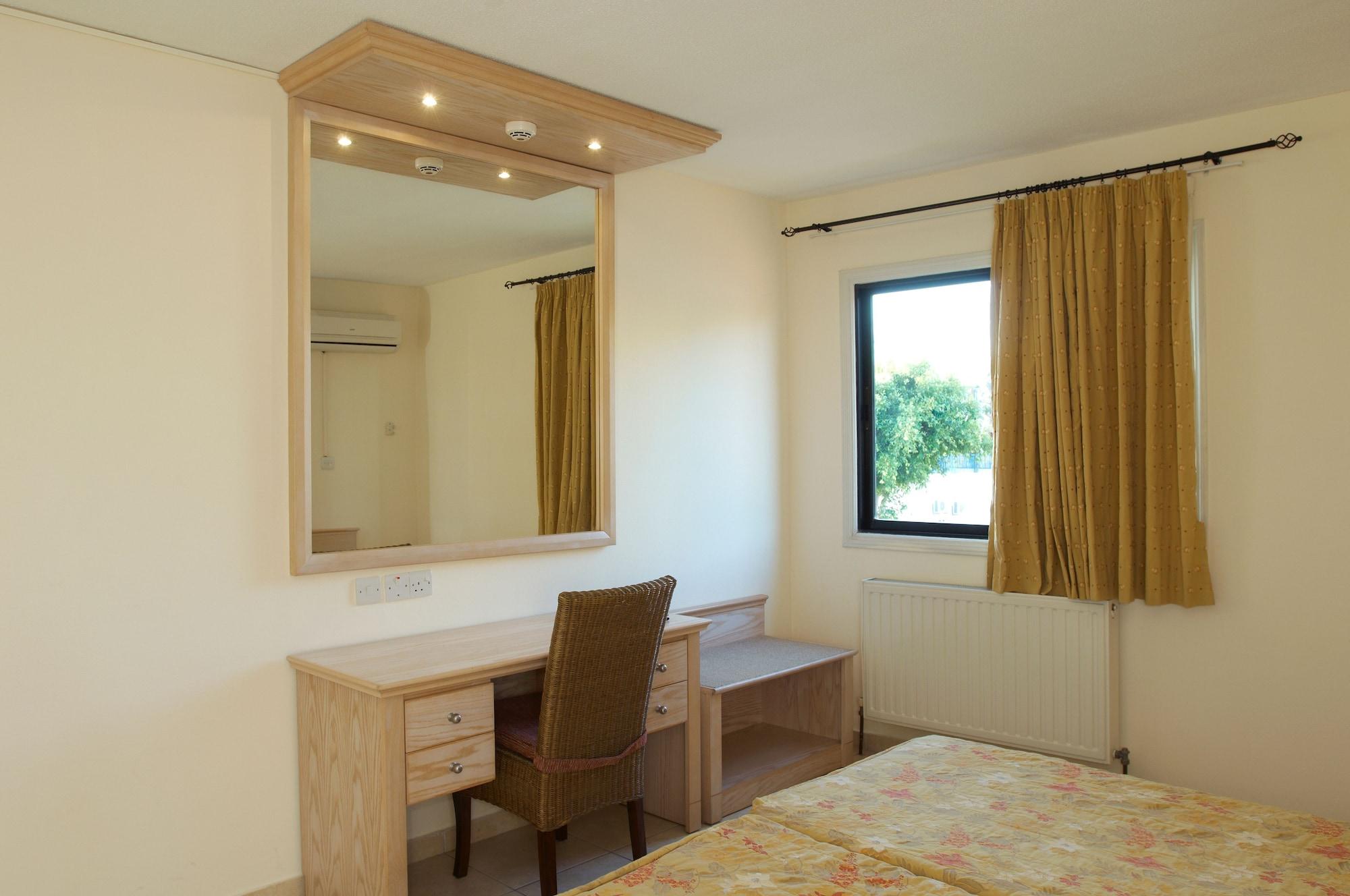 Senator - Adults Only Aparthotel