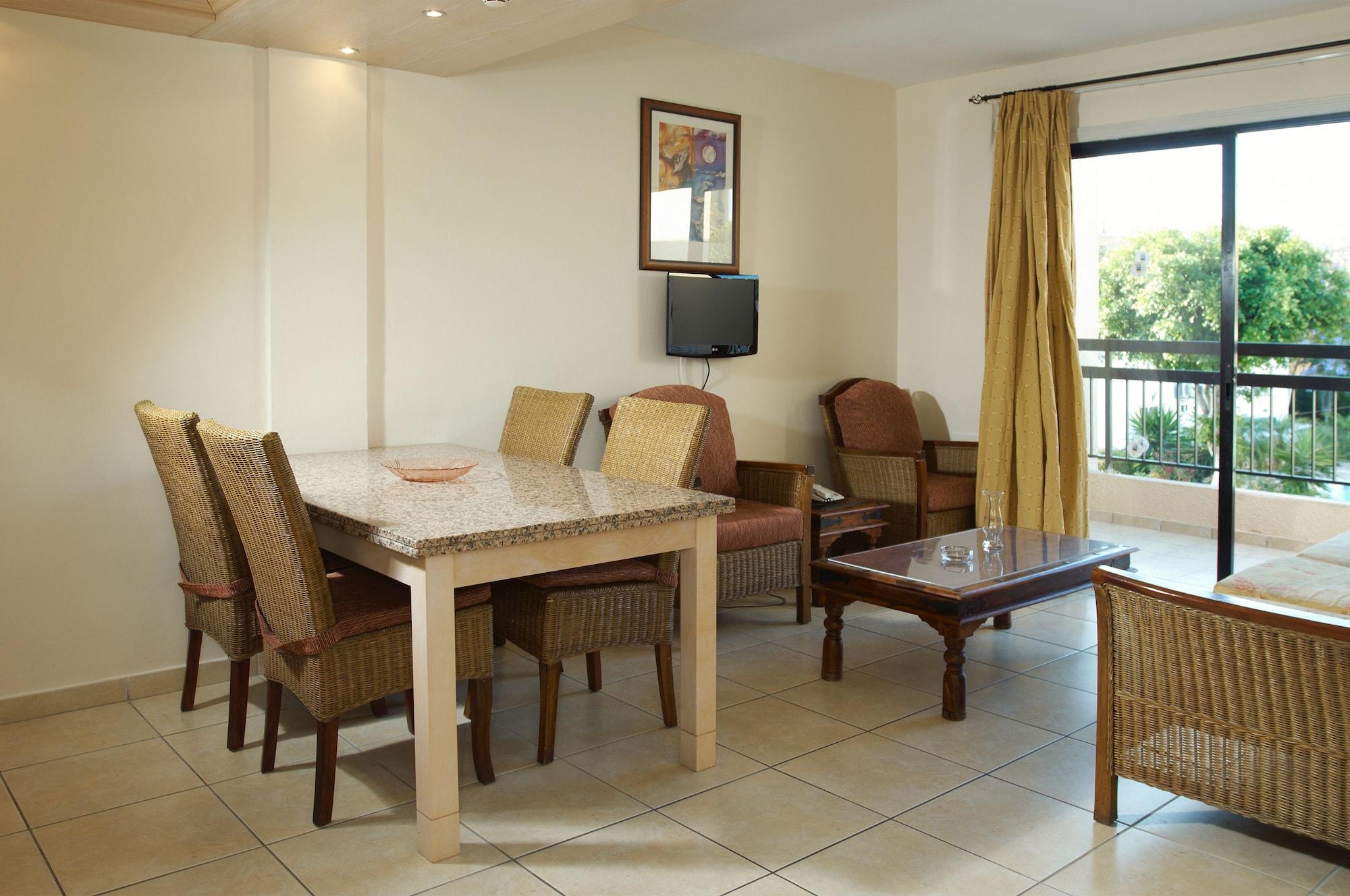 Senator - Adults Only Aparthotel Ayia Napa