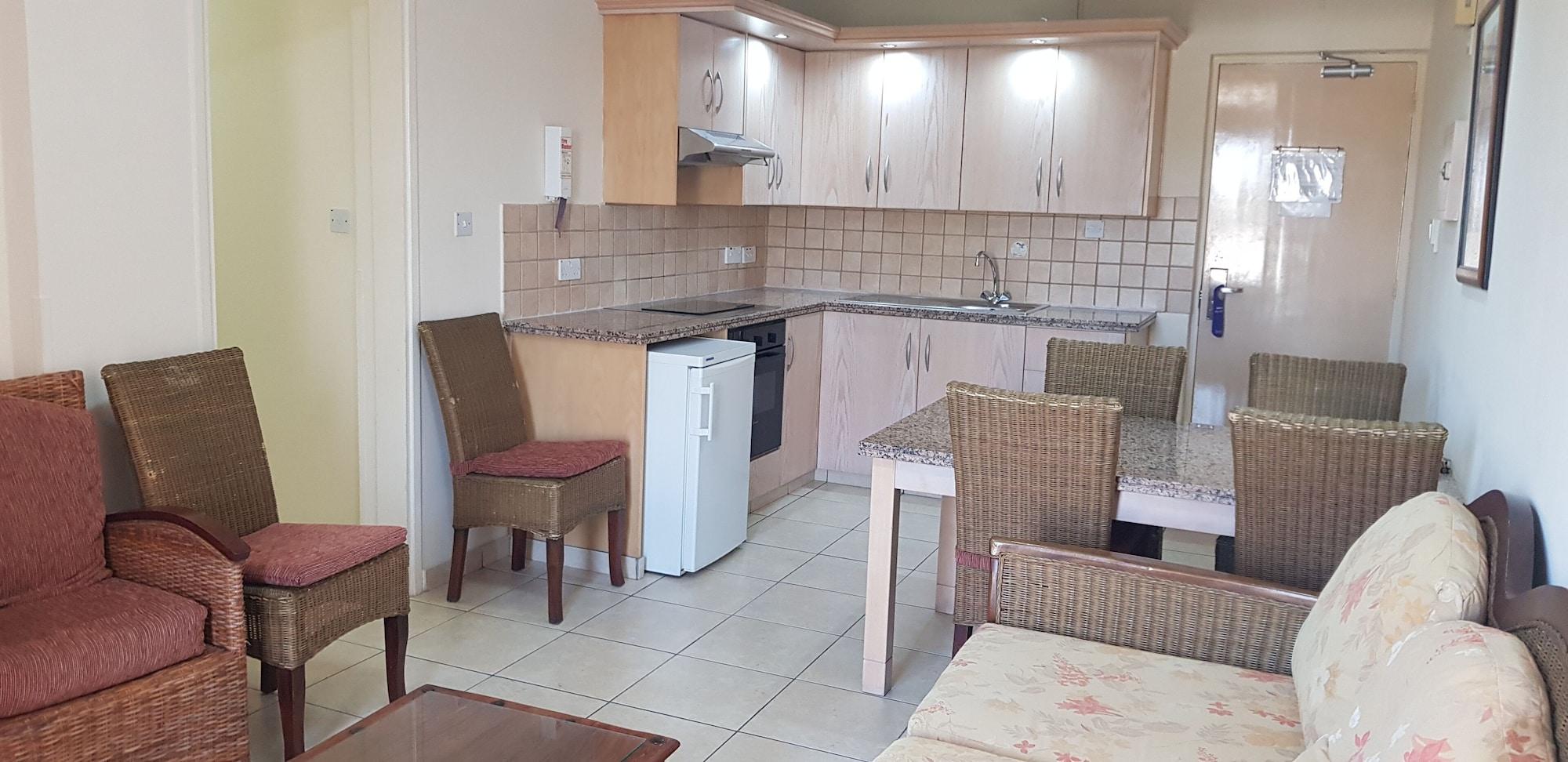 Aparthotel Senator - Adults Only 3*
