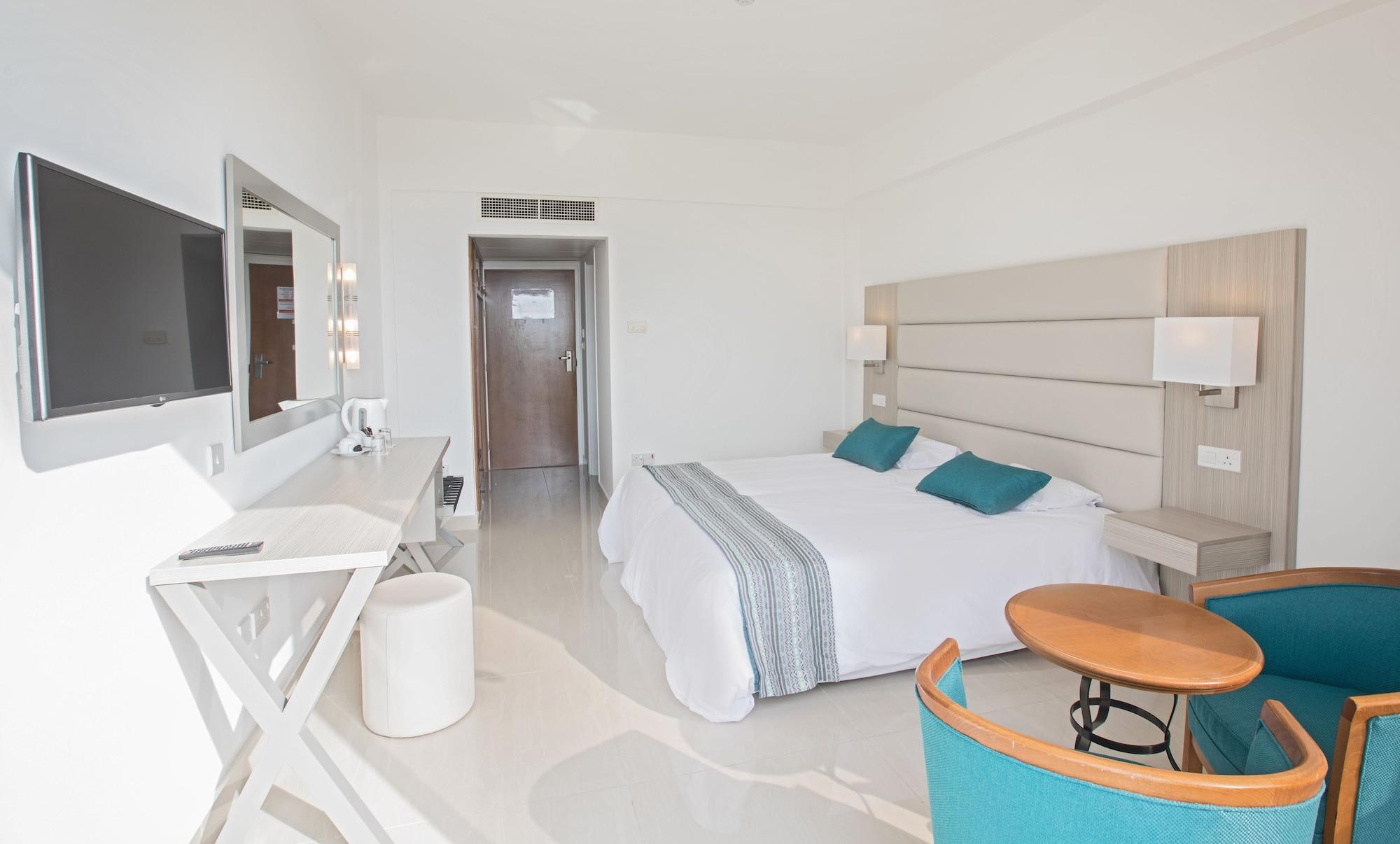 Anmaria & Hotel 4*