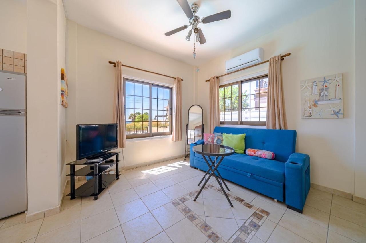 Villa Sea View 3 Bedroom *