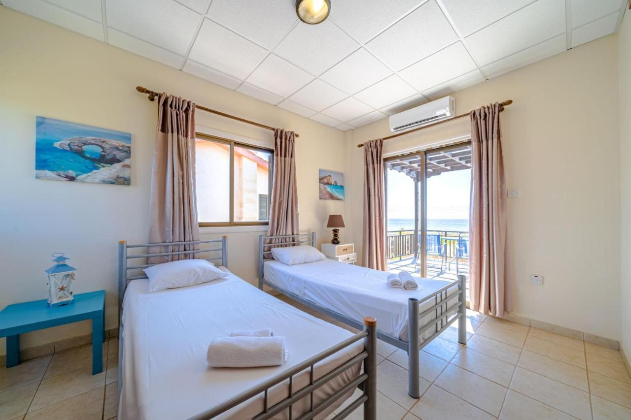 Villa Sea View 3 Bedroom *