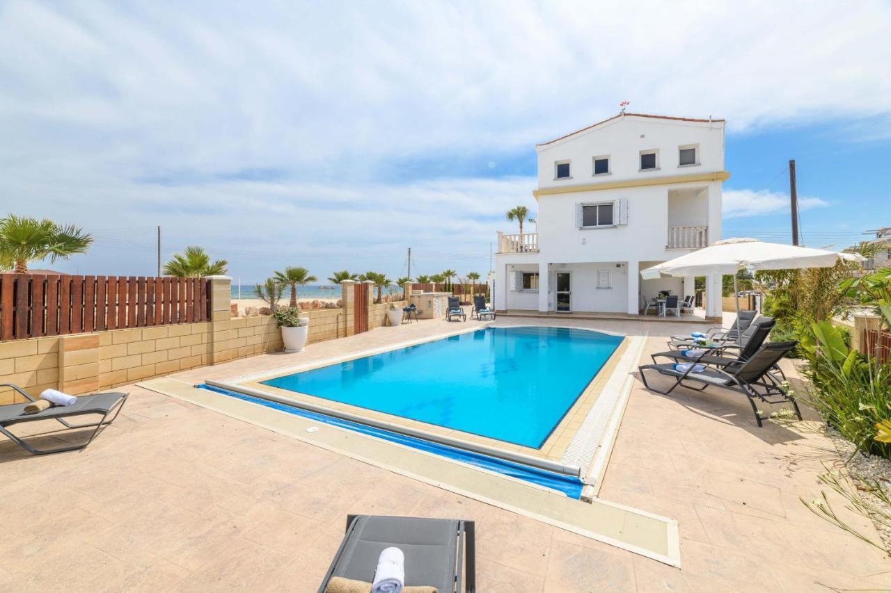 Villa Sirens House *