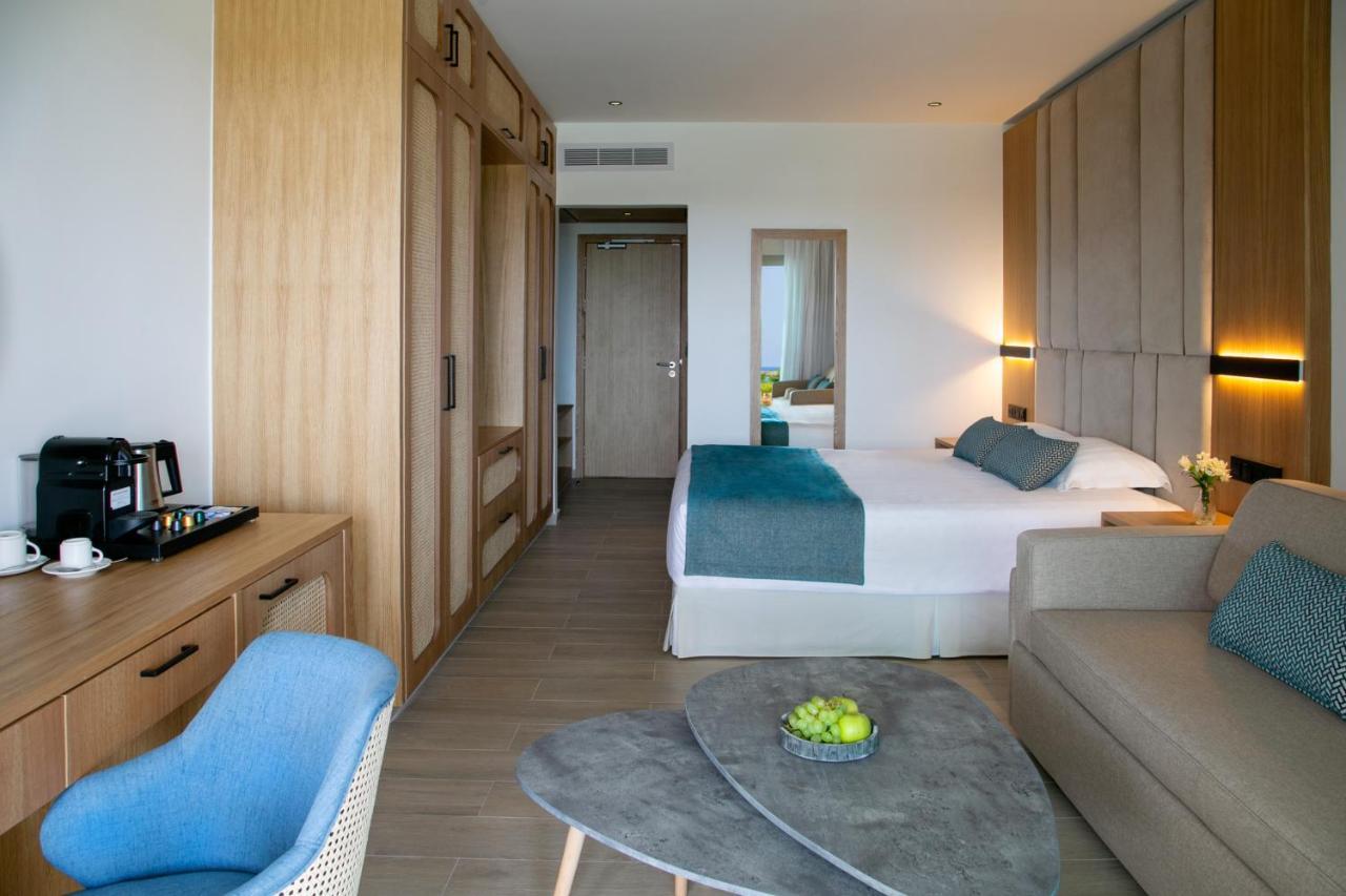 Asterias Hotel
