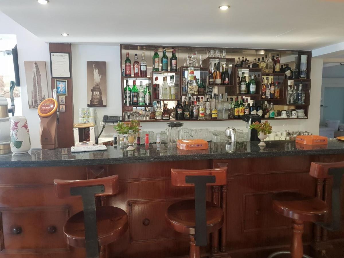Cornelia Hotel