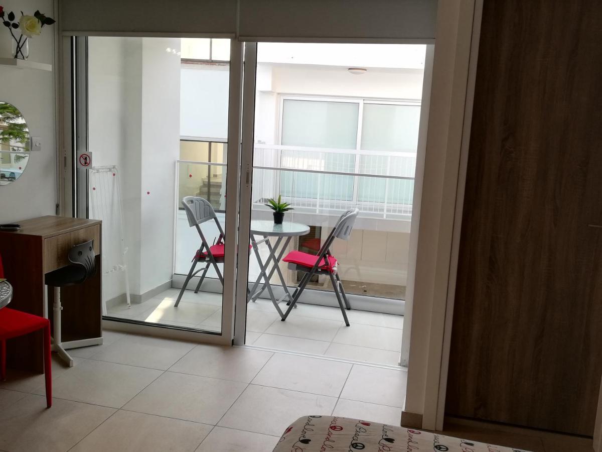 Apartment Chicos