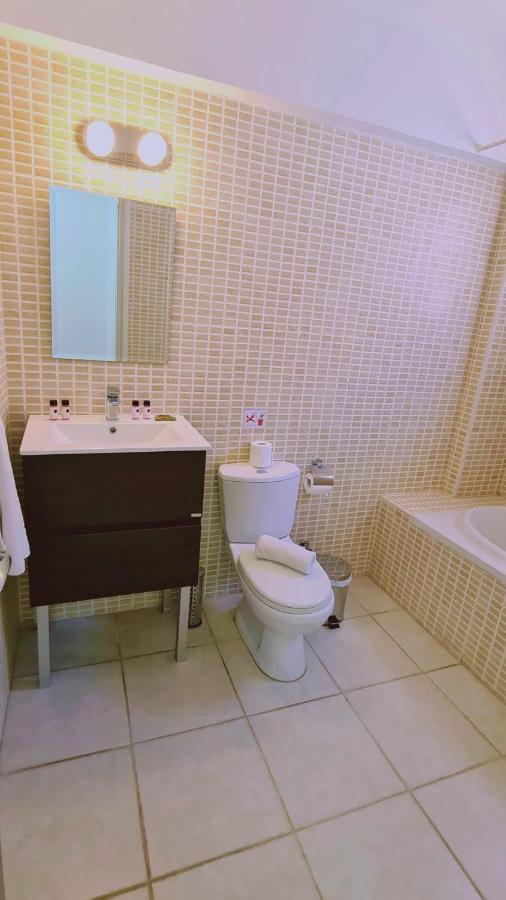 Nissi 3 Privileges Apartment *